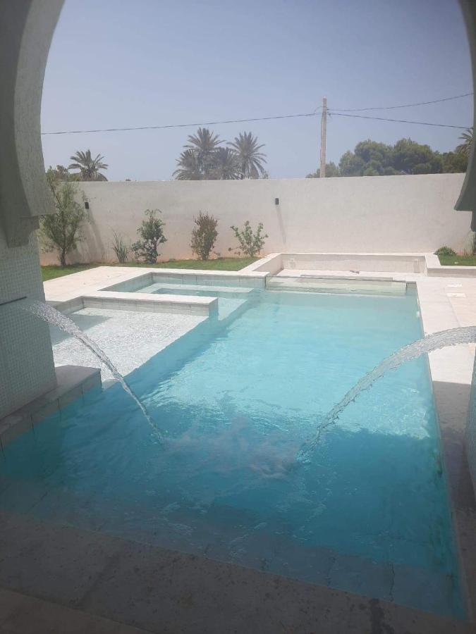 Dar Lynoute Piscine Sans Vis A Vis Plage A Pieds